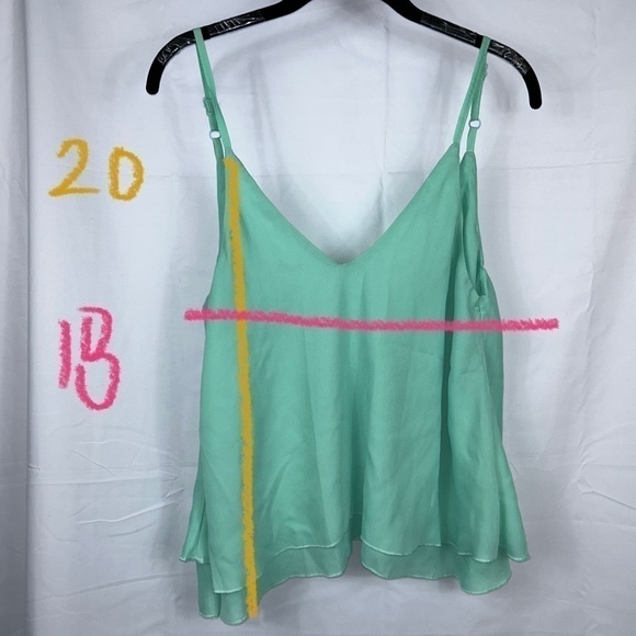 Tobi Tank Top V-Neck Adjustable Straps Low Cut Back Sleeveless Pullover Shirt - Picture 3 of 8